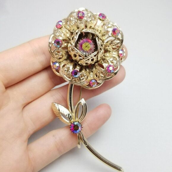 Vintage Sarah Coventry Pink AB Rhinestone Flower Brooch, Gold Tone Estate - Picture 1 of 6